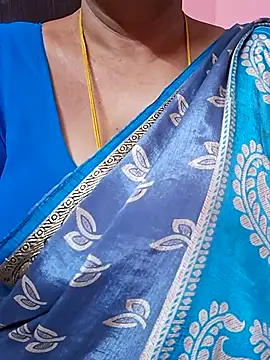 Snapshot of ananya956 chatting on 1, 7, 2026 ananya956 online show from 1, 7, 2026