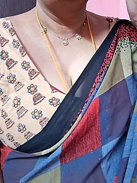Snapshot of ananya956 chatting on 18, 6, 2026 ananya956 online show from 18, 6, 2026