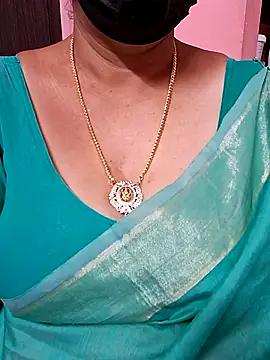 ananya956 online show from 10, 9, 2025