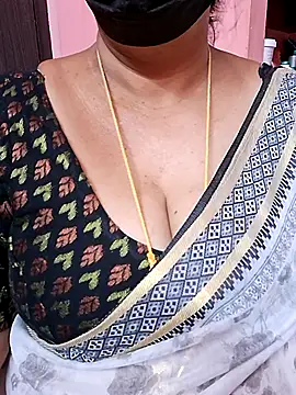 ananya956 online show from 5, 10, 2025