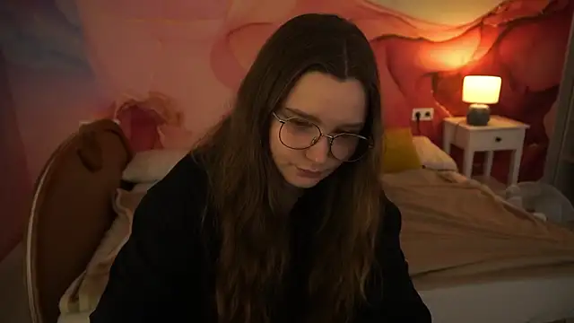 Snapshot of MagicPeachh_ chatting on 30, 9, 2025 MagicPeachh online show from 30, 9, 2025