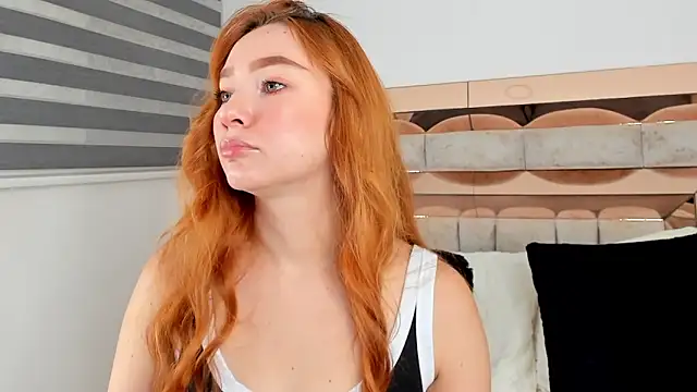 CamiiLovers online show from 13, 4, 2026