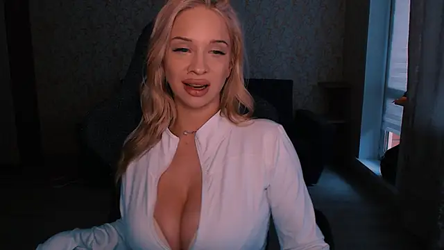 Snapshot of PDiddy_ chatting on 6, 2, 2026 PDiddy online show from 6, 2, 2026