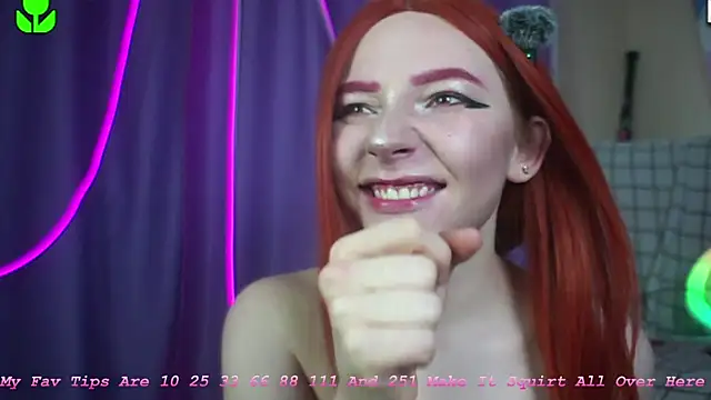 Snapshot of Lexy_Lovy chatting on 8, 10, 2025 Lexy Lovy online show from 8, 10, 2025