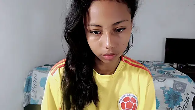 jasmin brunette  online show from 21, 11, 2025