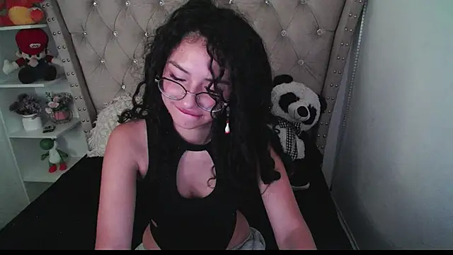 Snapshot of CherieCurl chatting on 21, 9, 2025 CherieCurl online show from 21, 9, 2025