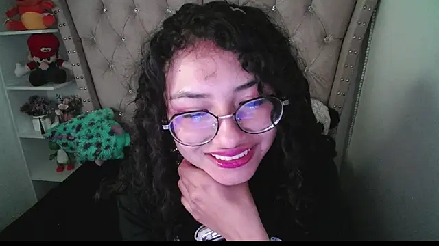 Snapshot of CherieCurl chatting on 26, 9, 2025 CherieCurl online show from 26, 9, 2025