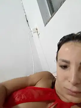 BrendaBittencourt online show from 7, 11, 2025