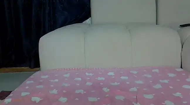 Snapshot of prettycheeky chatting on 18, 2, 2025 prettycheeky online show from 18, 2, 2025