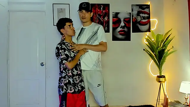 oversizedxguys online show from 16, 4, 2026