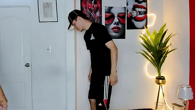 oversizedxguys online show from 14, 4, 2026