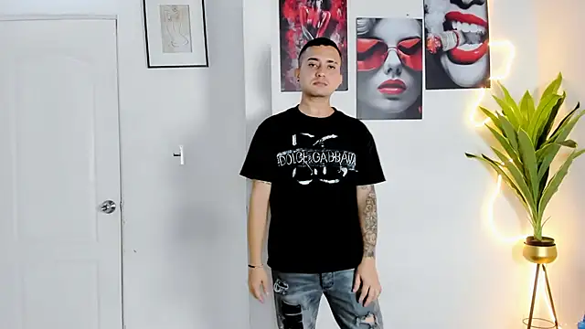 oversizedxguys online show from 13, 4, 2026