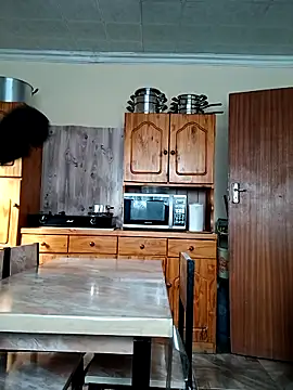 BoyWandaa online show from 4, 3, 2025