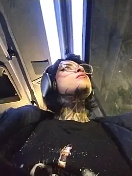 taaylor33 online show from 8, 3, 2026