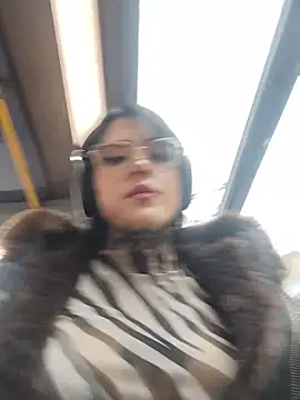 taaylor33 online show from 5, 3, 2026