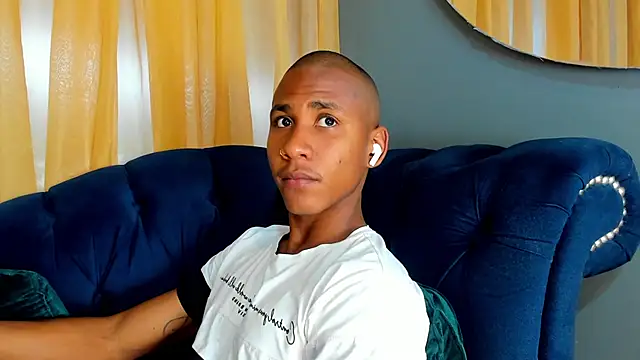 Ethan Fox11 online show from 7, 3, 2025