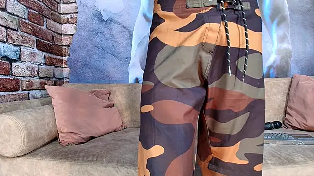 Ethan Fox11 online show from 20, 3, 2026