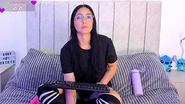 anny roberts online show from 14, 11, 2025