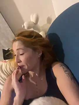 Annie Velas  online show from 8, 2, 2025