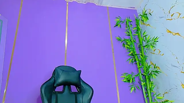 scarlet-jonesx online show from 4, 10, 2025