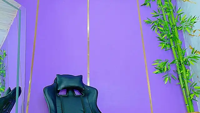 Snapshot of scarlet-jonesx chatting on 23, 10, 2025 scarlet-jonesx online show from 23, 10, 2025