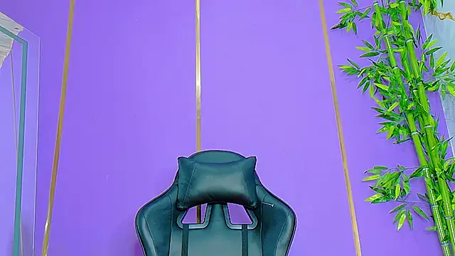 Snapshot of scarlet-jonesx chatting on 17, 10, 2025 scarlet-jonesx online show from 17, 10, 2025