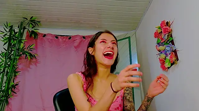 scarlet-jonesx online show from 14, 5, 2026