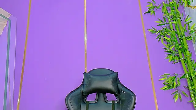 Snapshot of scarlet-jonesx chatting on 27, 10, 2025 scarlet-jonesx online show from 27, 10, 2025