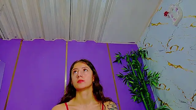 Snapshot of scarlet-jonesx chatting on 2, 11, 2025 scarlet-jonesx online show from 2, 11, 2025