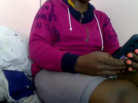 Hot-zeenah online show from 16, 9, 2025