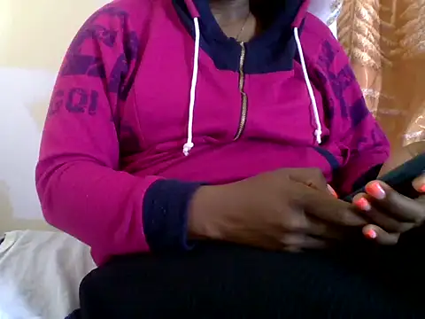 Hot-zeenah online show from 14, 9, 2025