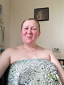 Snapshot of blondyaguar chatting on 23, 4, 2026 blondyaguar online show from 23, 4, 2026
