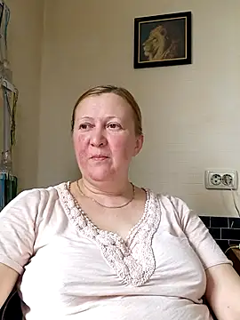 blondyaguar online show from 3, 4, 2026