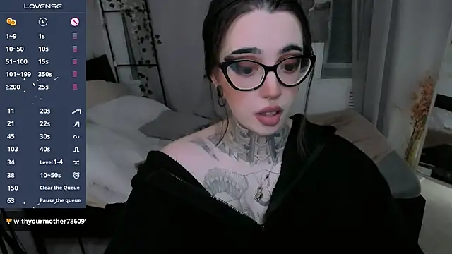 Dixi Pixi  online show from 5, 6, 2026