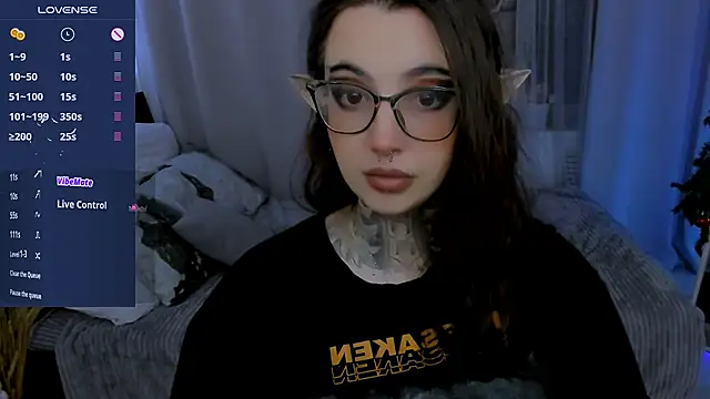 Dixi Pixi  online show from 17, 12, 2025