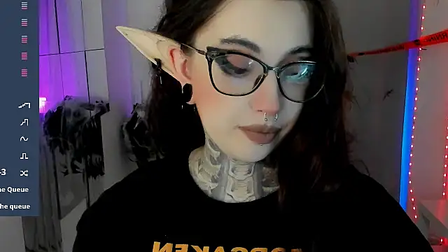 Dixi Pixi  online show from 24, 10, 2025