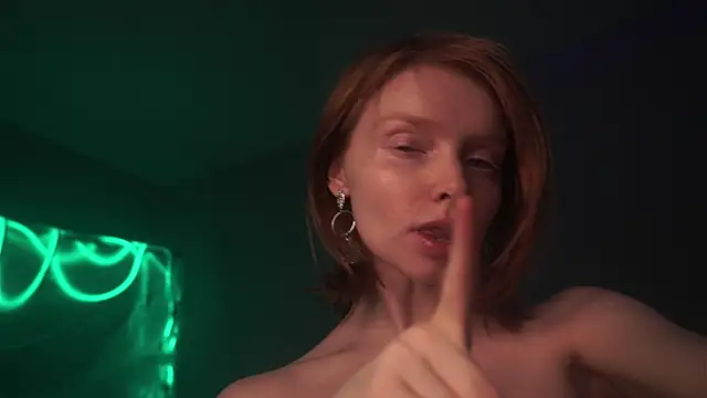 ginger hugs online show from 3, 3, 2025