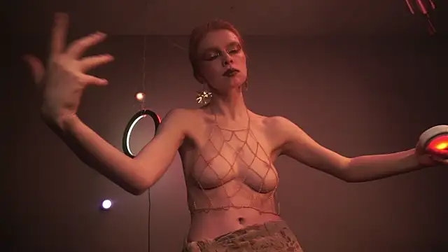 ginger hugs online show from 14, 1, 2026