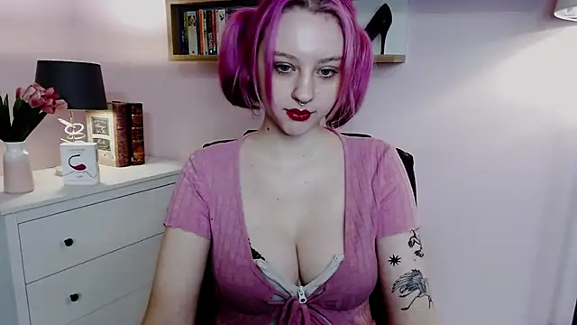 MadelineLust online show from 25, 1, 2025