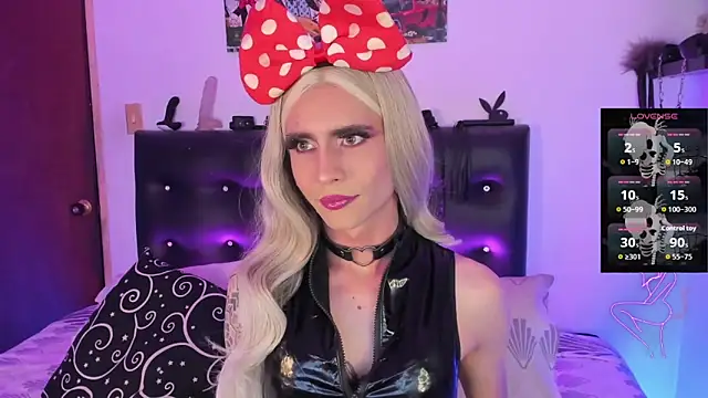 Snapshot of AngelsJones21 chatting on 16, 10, 2025 AngelsJones21 online show from 16, 10, 2025