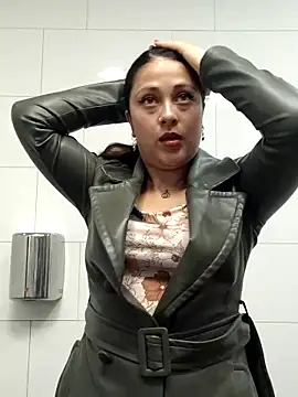 Snapshot of LisbethMoore_ chatting on 15, 4, 2026 LisbethMoore online show from 15, 4, 2026