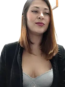 LisbethMoore  online show from 13, 3, 2025