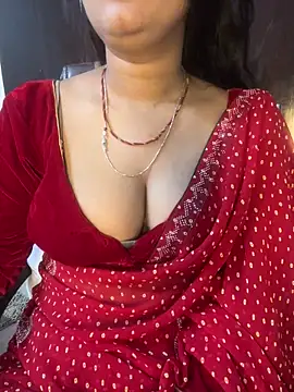 Spicy sari girl online show from 11, 4, 2026