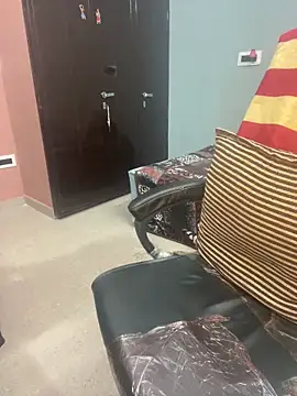 Spicy sari girl online show from 22, 3, 2025