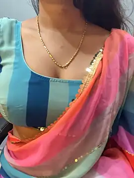 Spicy sari girl online show from 4, 1, 2025