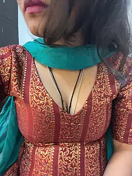 Spicy sari girl online show from 10, 12, 2024