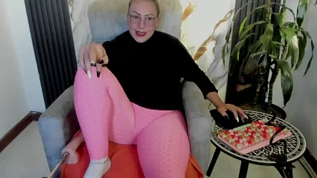 BrendaSex Hot online show from 5, 2, 2026