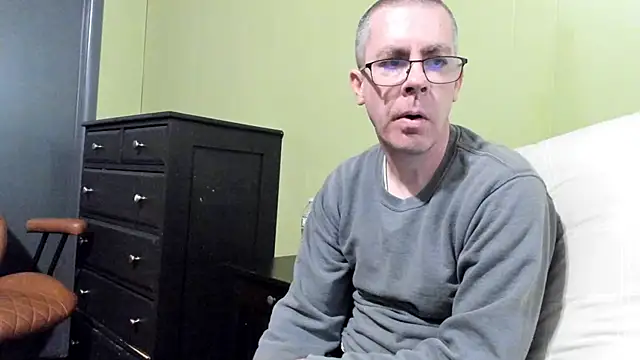 Snapshot of ImportantEquator0 chatting on 15, 10, 2025 ImportantEquator0 online show from 15, 10, 2025