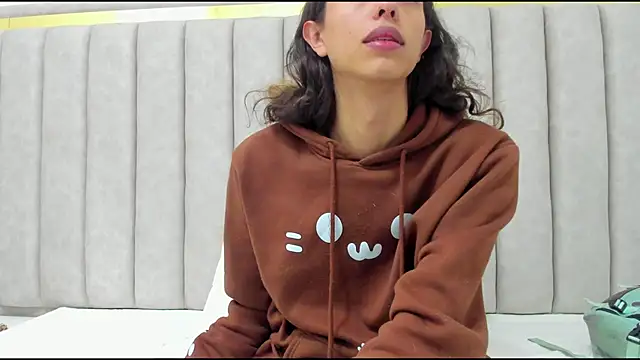 FreyaMoller online show from 10, 2, 2026