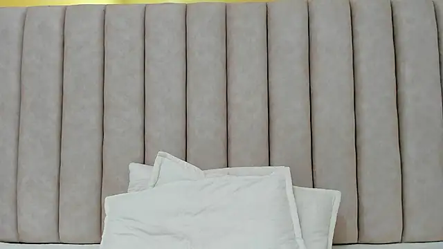 FreyaMoller online show from 12, 2, 2026